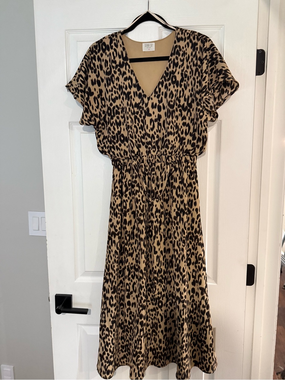 Sienna Sky Leopard Print V-Neck Midi Dress - Tan & Black